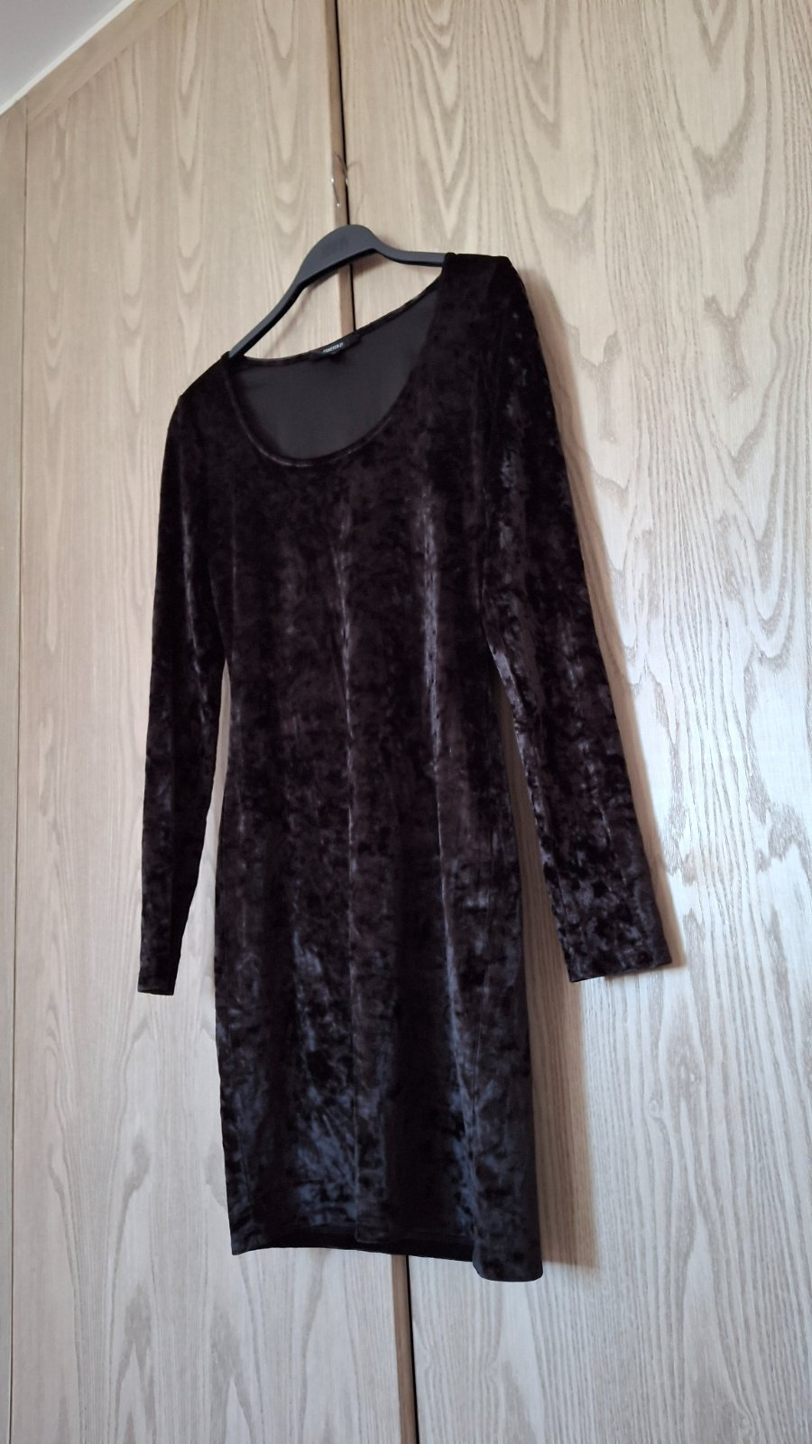 Robe moulante scintillante 