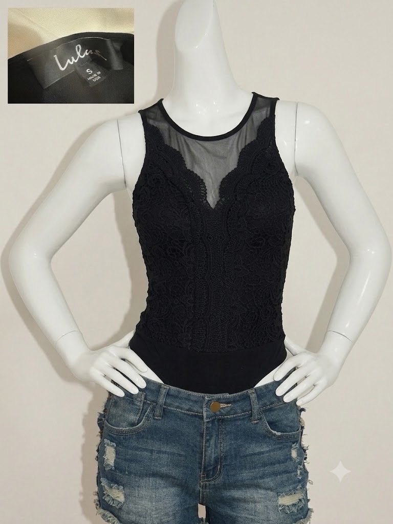 Body noir élégant en dentelle et tulle illusion – Lulus (Taille S)