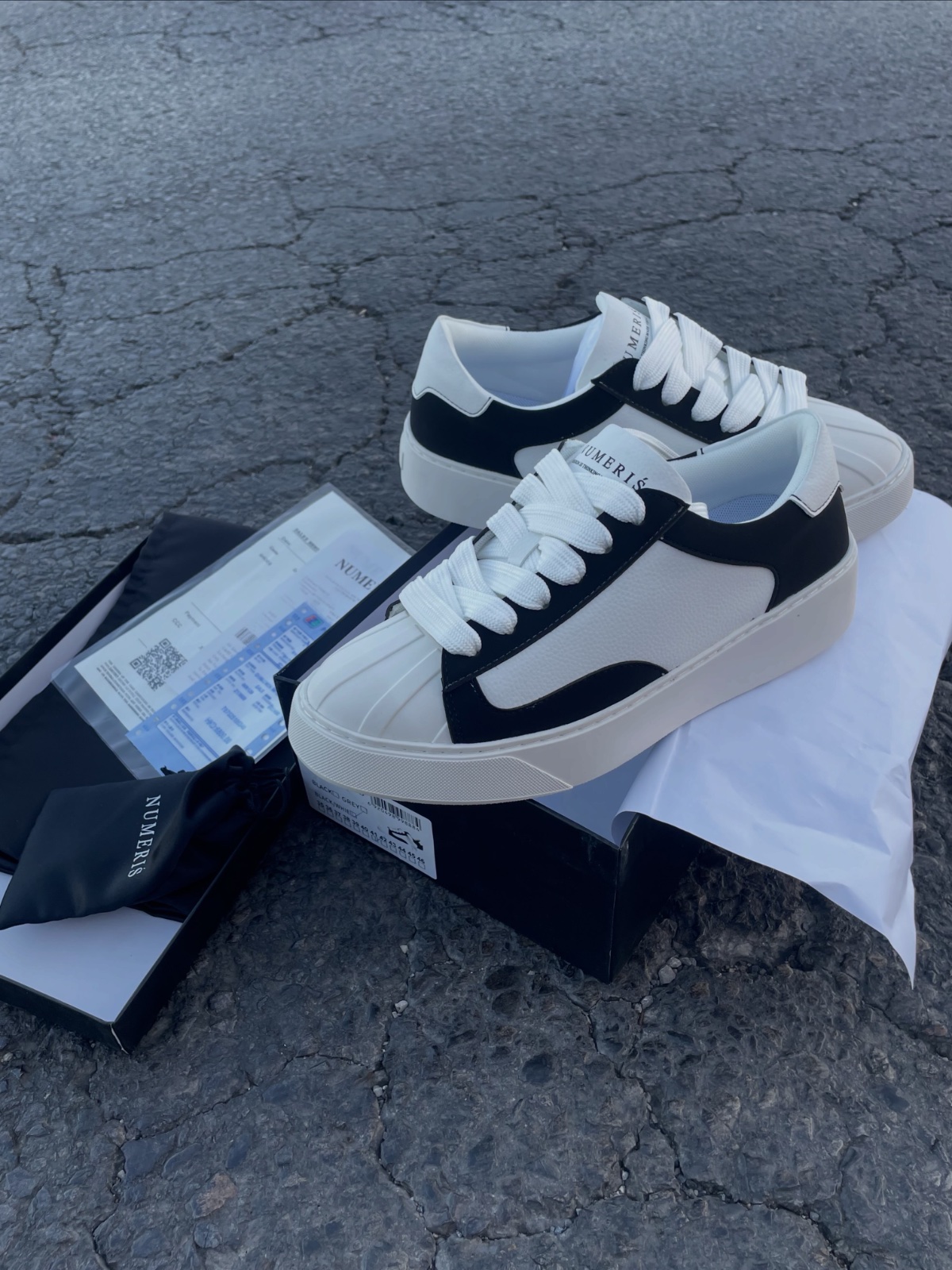 Sneakers