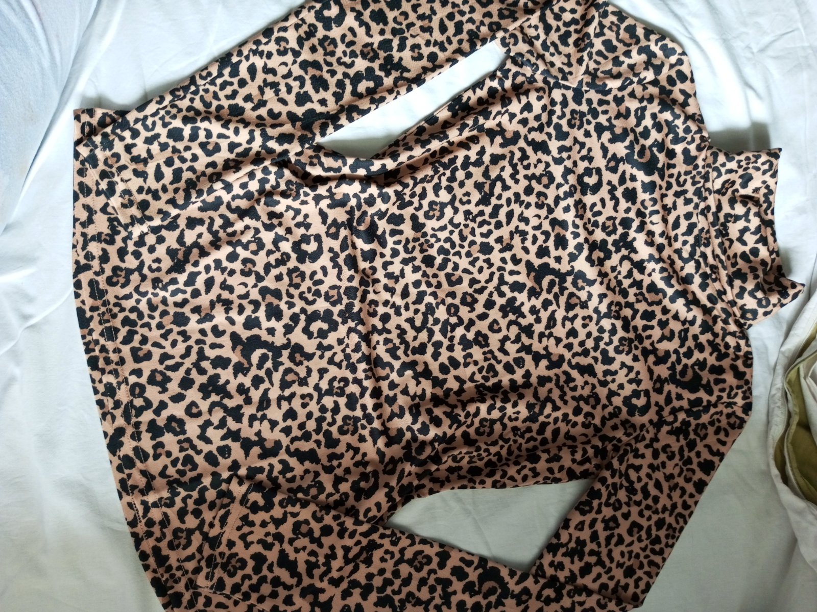 Pull tigre taille S/M