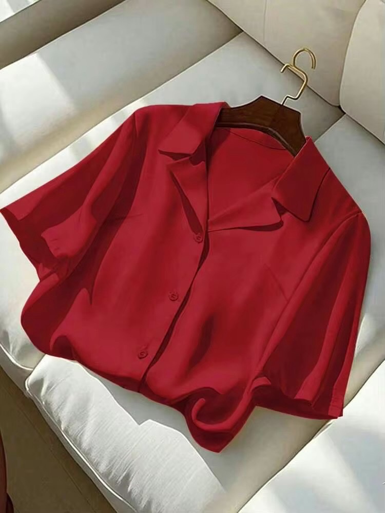 Chemise rouge à manches courtes