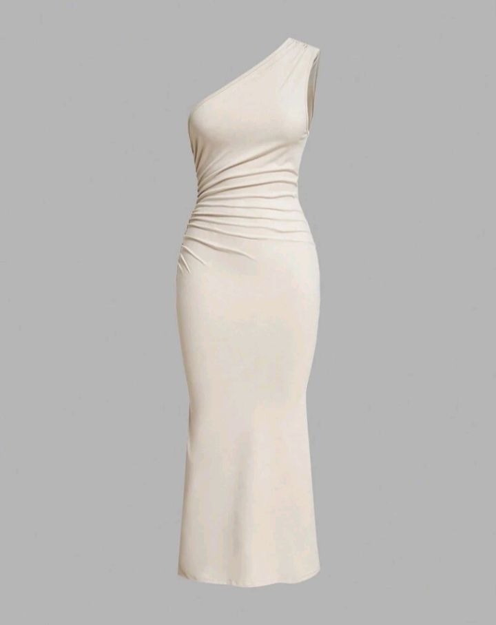 Robe neuve jamais portée 