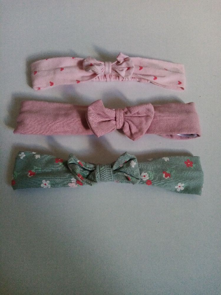 Lot 3 bonnets bébé 12-18 mois