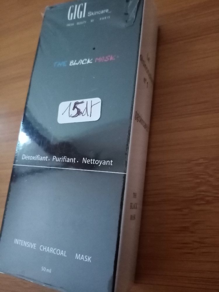 Black mask GIGI Skincare