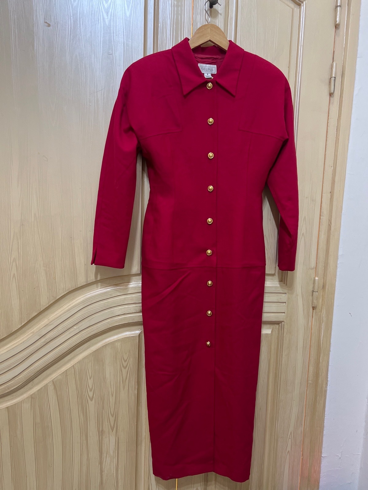 Rouge laine vierge