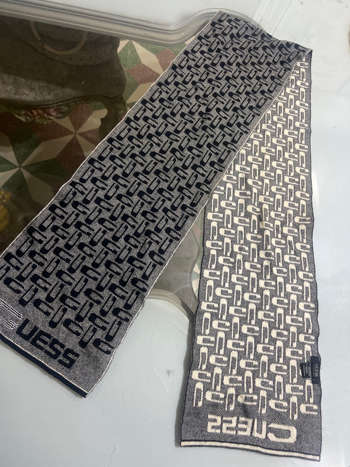 Guess monogramm