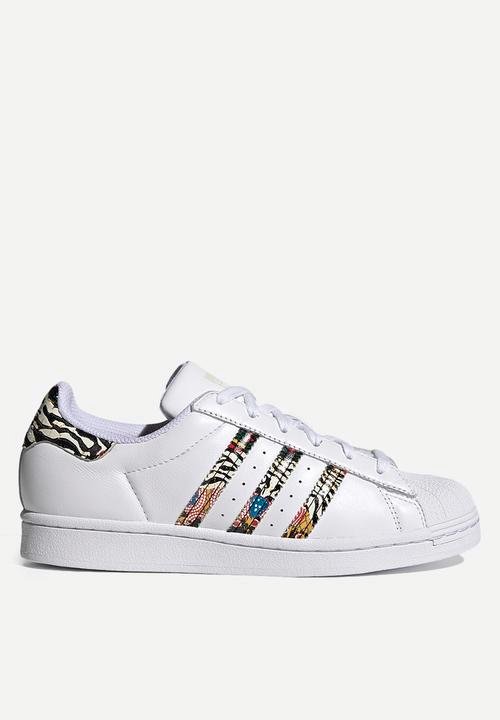 Baskets adidas super star