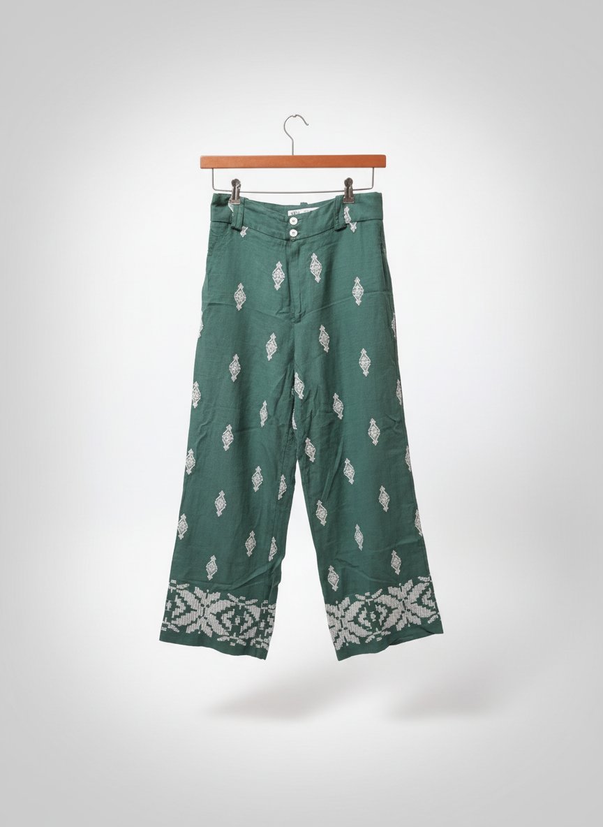 Le fameux pantalon Zara en lin brodé taille xs