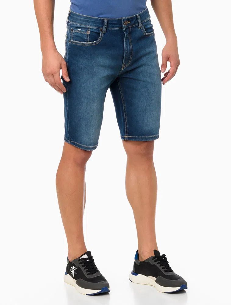 Short jean Calvin klein jeans  coupe droite ajustée, taille 28 ylabass S