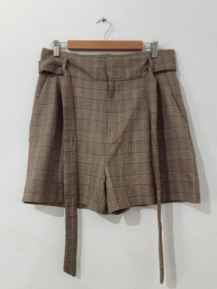 Short  à carreaux Terranova neuf ylabass L
