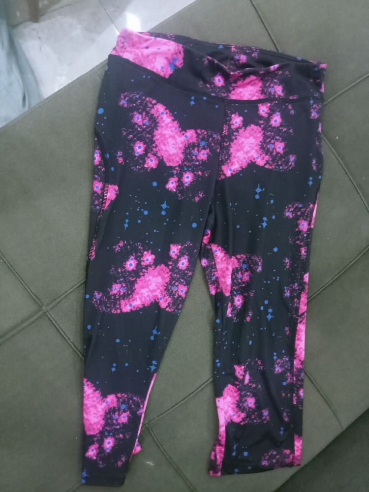 Legging sport taille XS  neuf de la marque crane