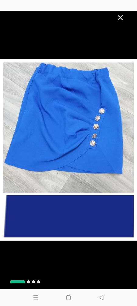 Jupe courte drapée bleue taille XS/S, neuve