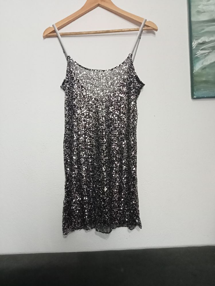 Nuisette de la marque Intimately  free people en sequins taille S toute neuve