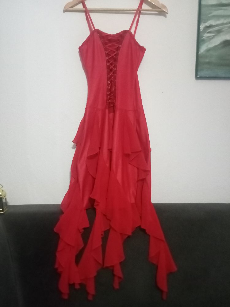 Robe rouge vif style corset ajustable tlabass S, portée une seule fois, toute neuve