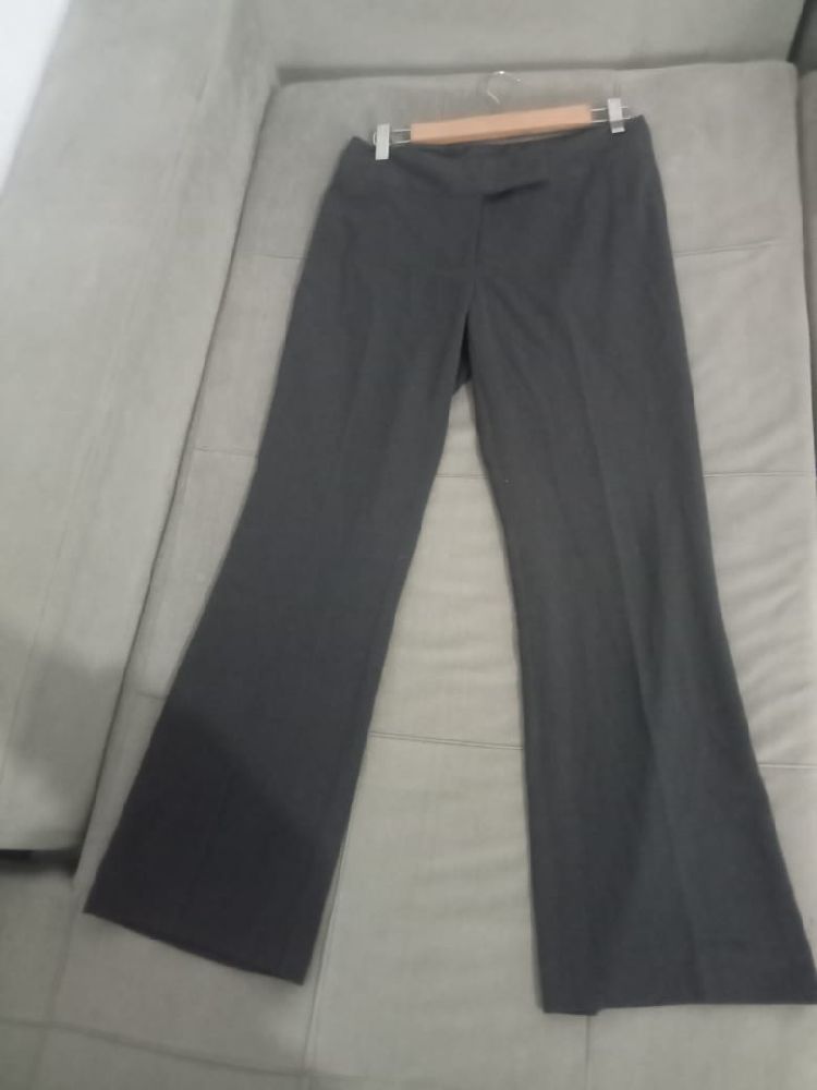 Pantalon tailleur large de la marque MARİO SERRANİ gris foncé taille S, neuf