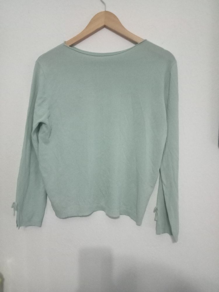 pull léger 65%viscose tout neuf, ylabass L