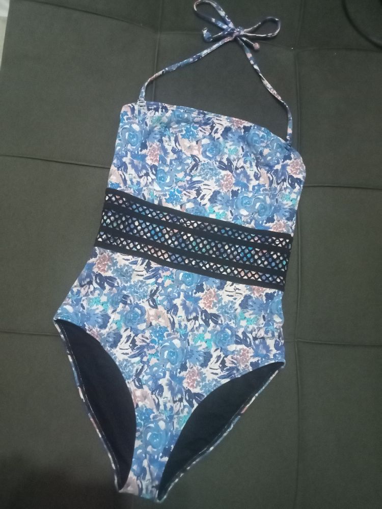 Maillot de bain de H&M neuf  avec étiquettetaille S
