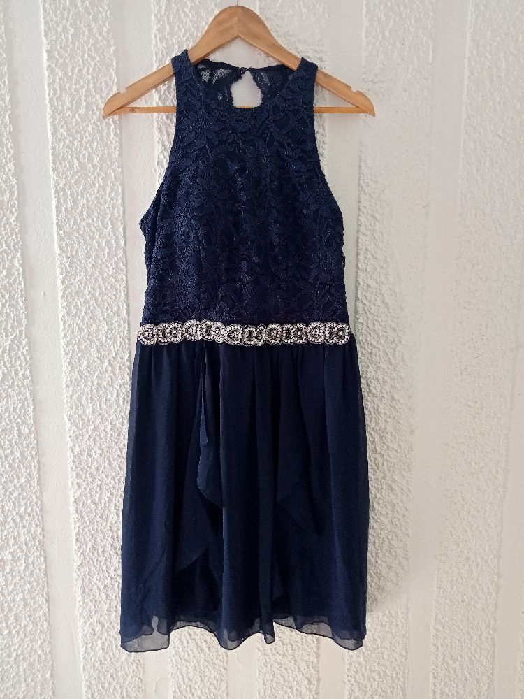 Robe de fête bleue marine de la marque LE CHATEAU taille M