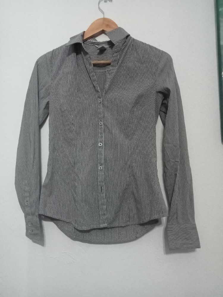 Chemise rayée cintrée comme neuve de H& M taille XS