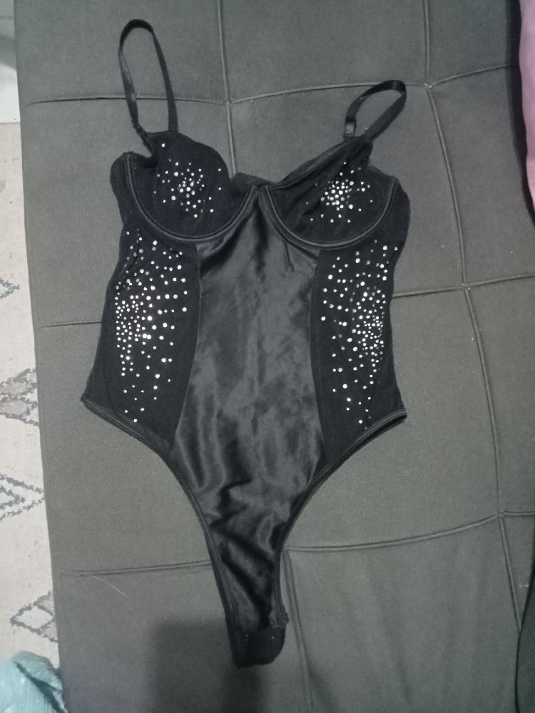 Body lingerie sexy noir avec strass, neuf taille M