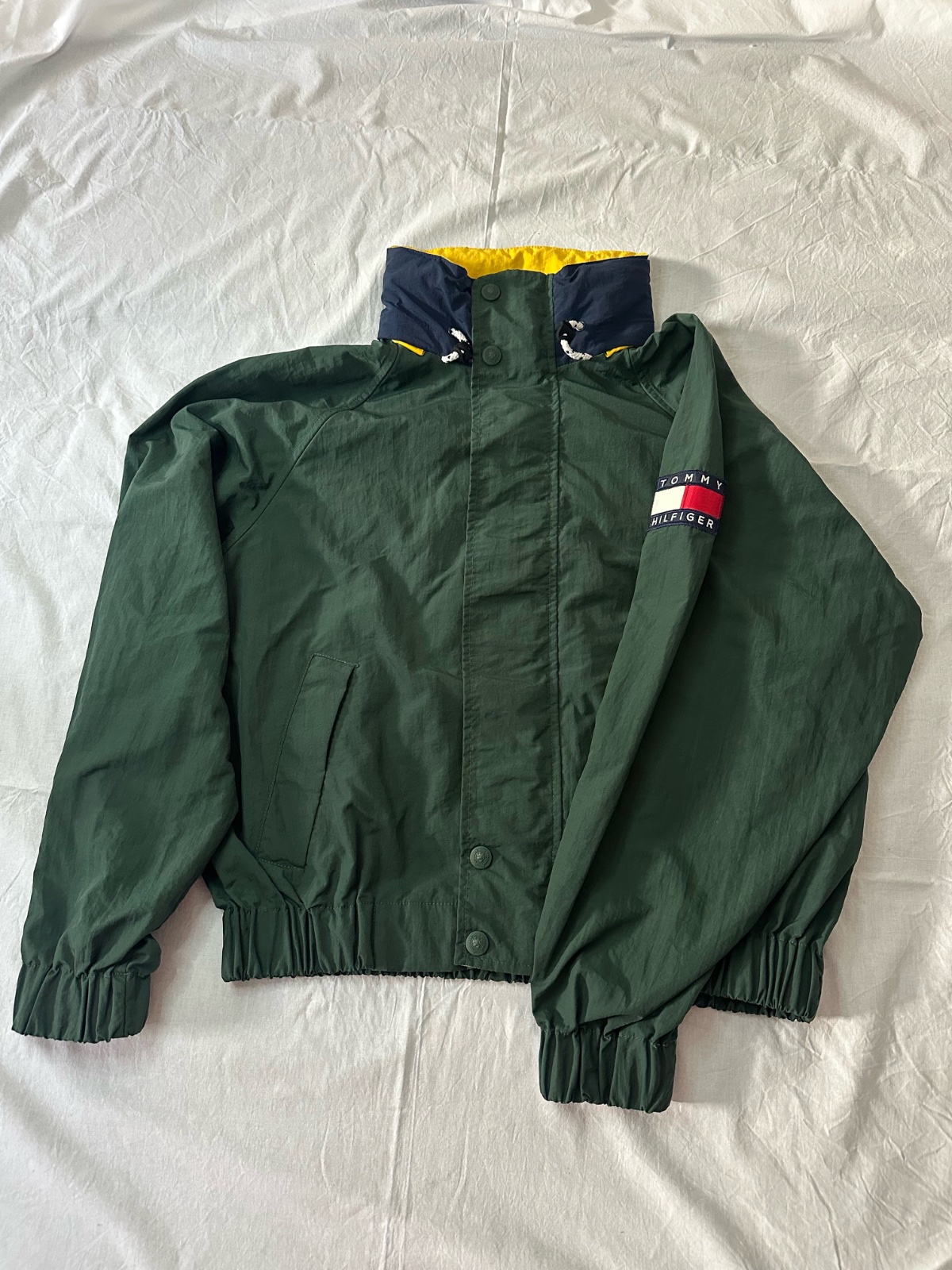 Tommy Hilfiger