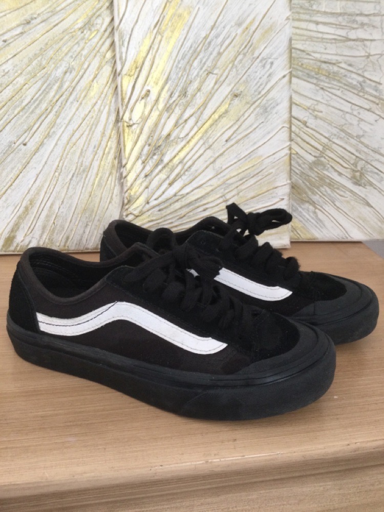 vans noir taille 36