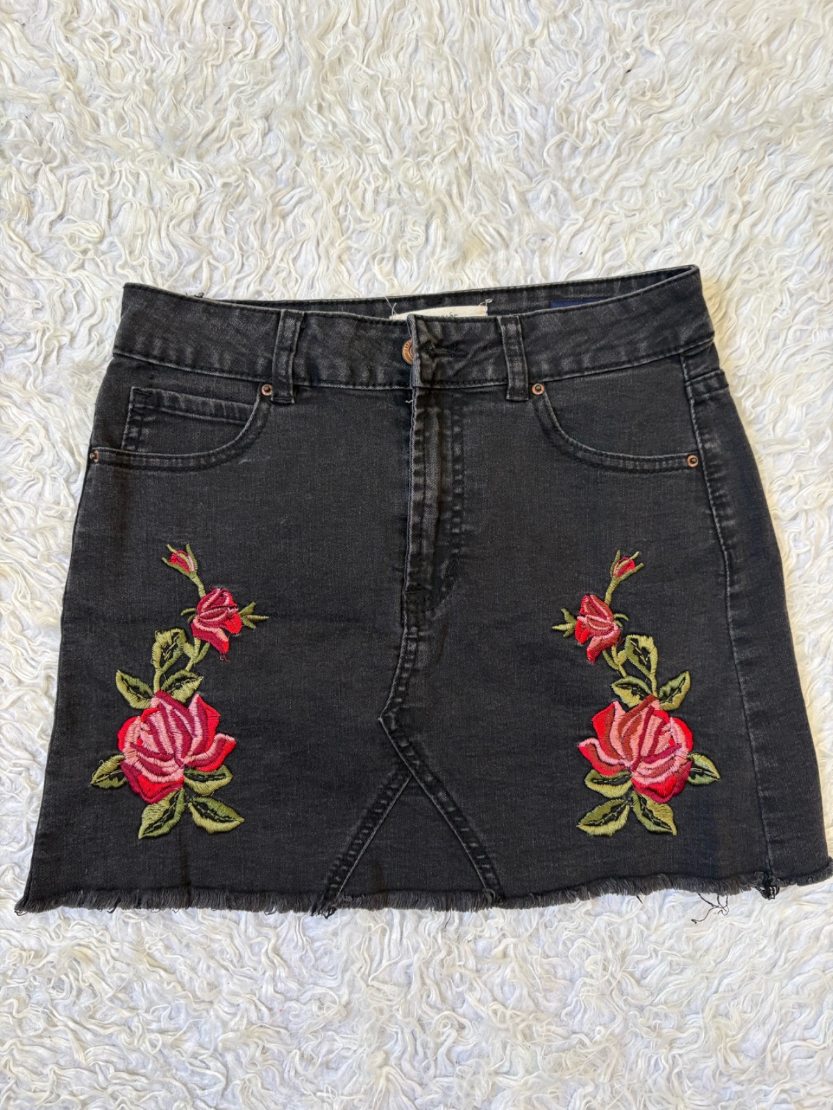 Jupe courte stradivarius taille xs 