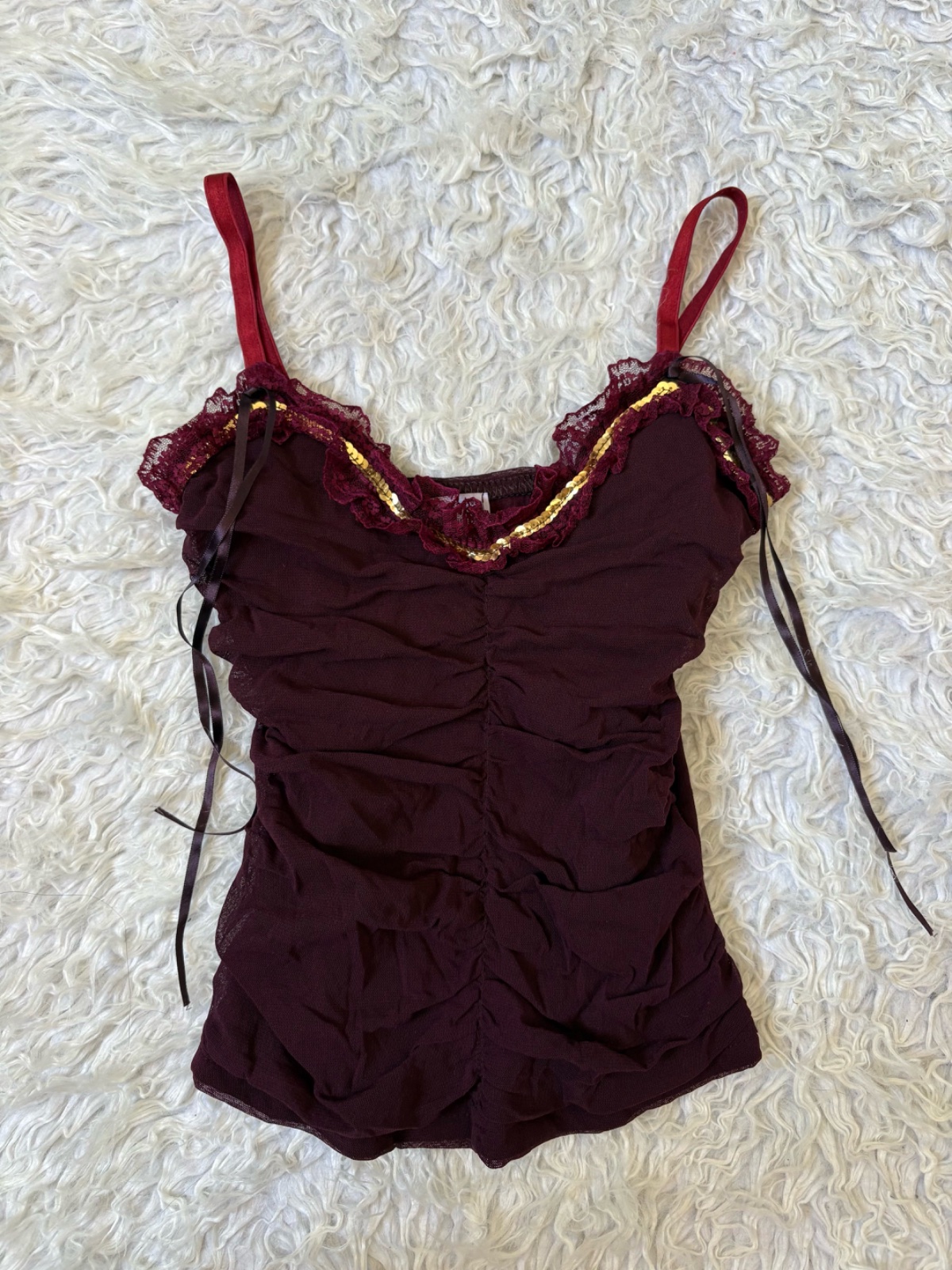 Jolie shirt burgundy taille small 