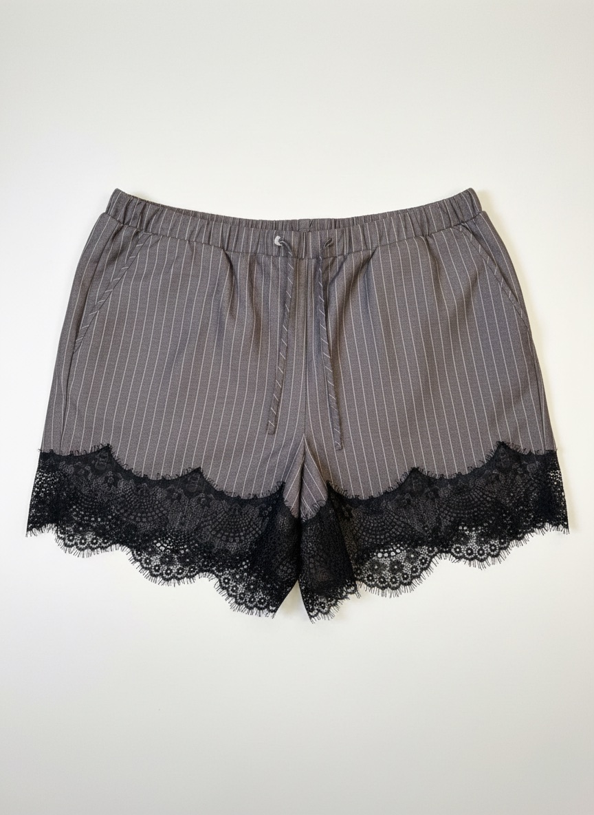 Short reserved comme neuf 