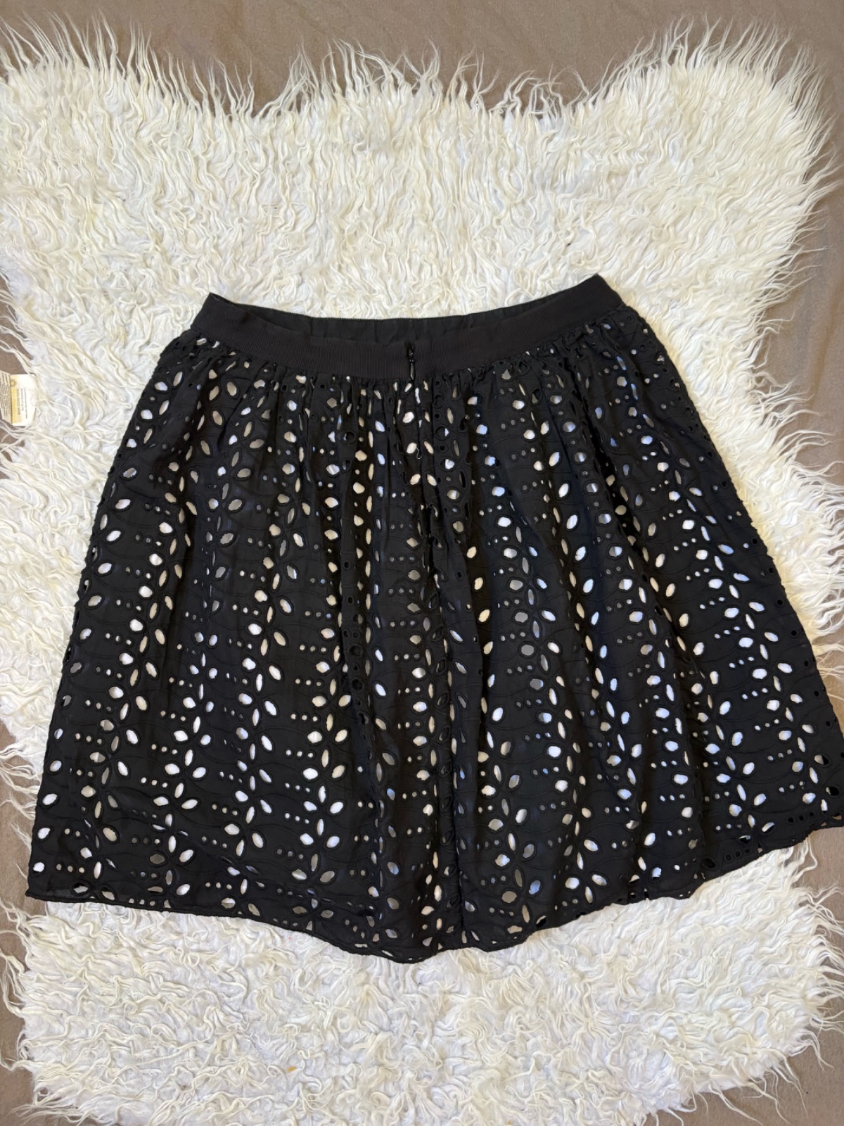 Jupe noir chic avec doublure taille small
