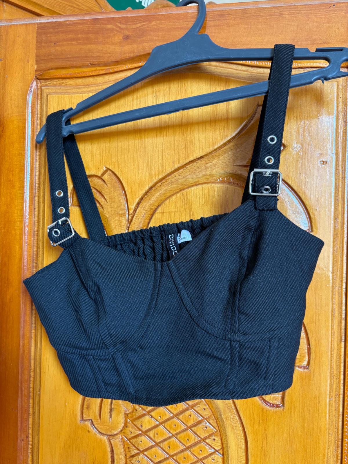 Haut noir h&m noir chic et classe 