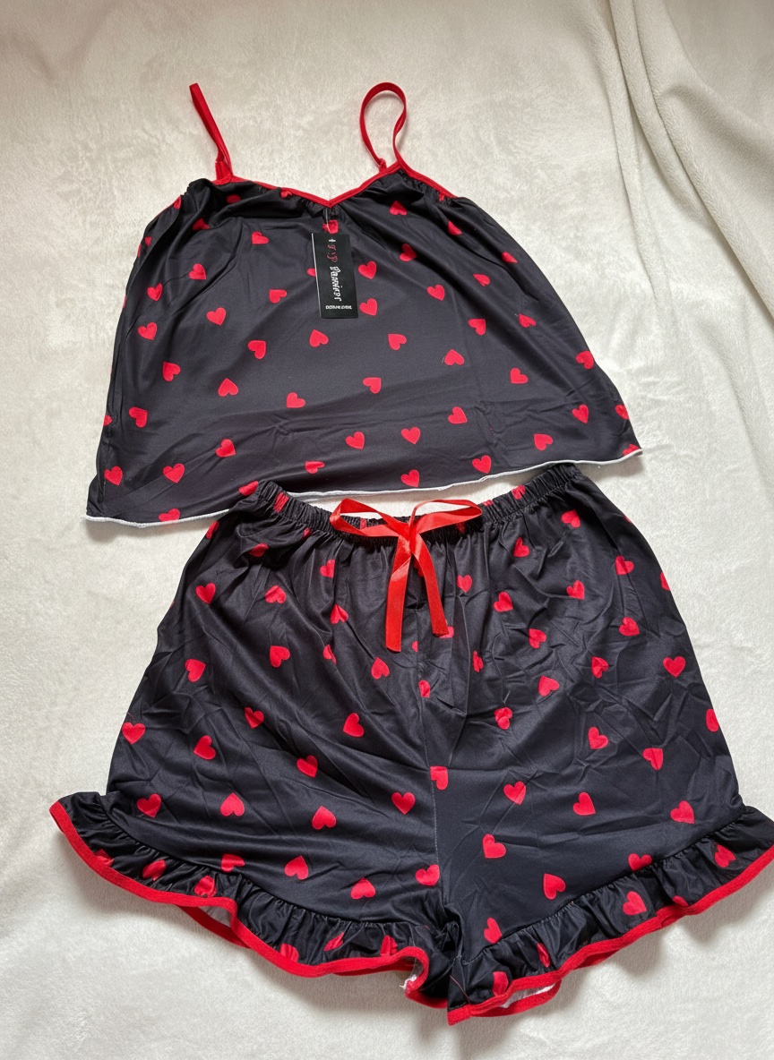 Pyjama neuf avec etiquette 