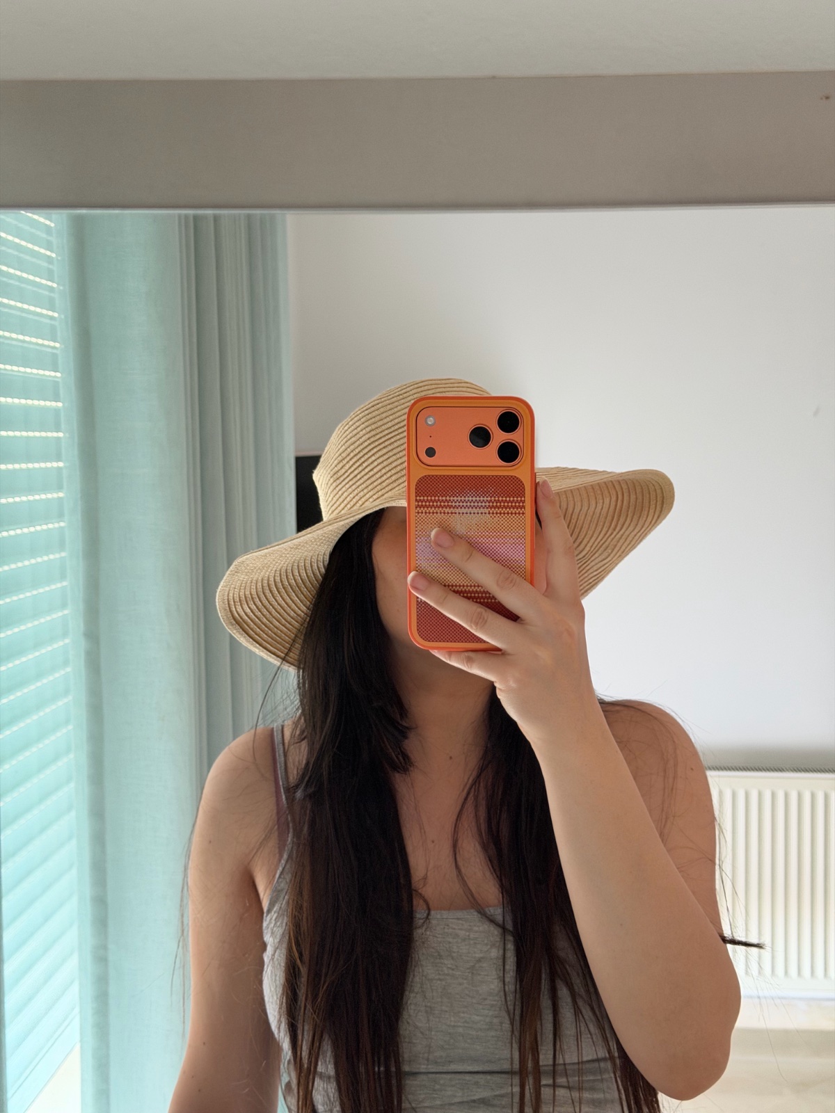 Chapeau de la marque H&M