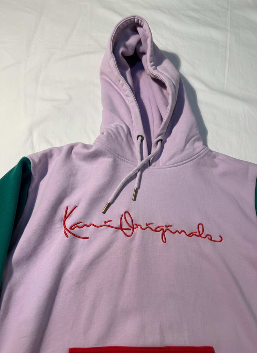 Pull à capuche karl authentique 