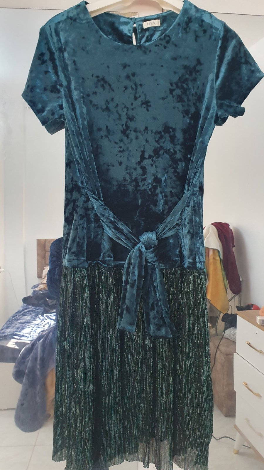 Robe en velour vert foncé neuuf importé