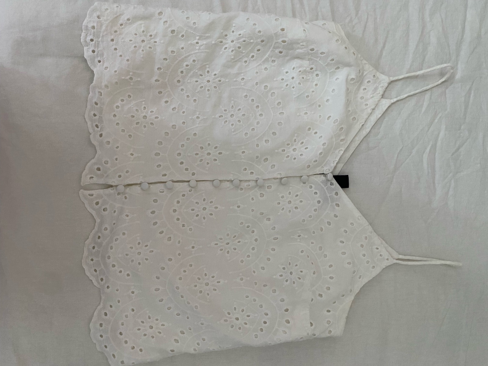 Crop Top Blanc en Broderie Anglaise – Taille S/M