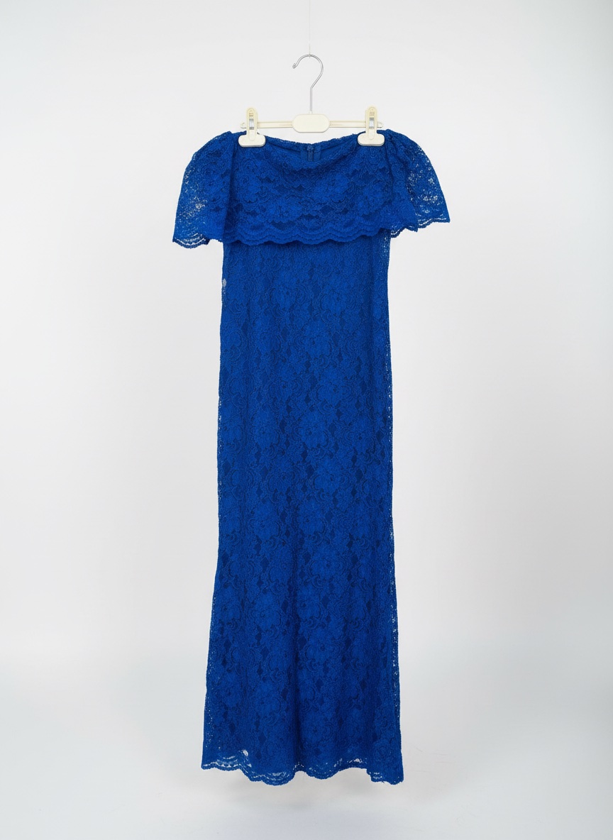 Robe dentelle bleu roi 