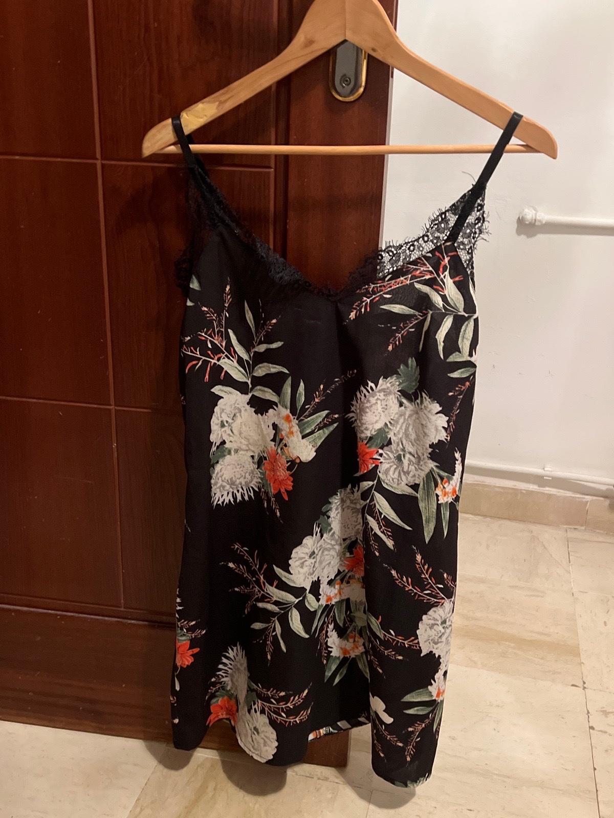 Robe marque Pretty little thing 