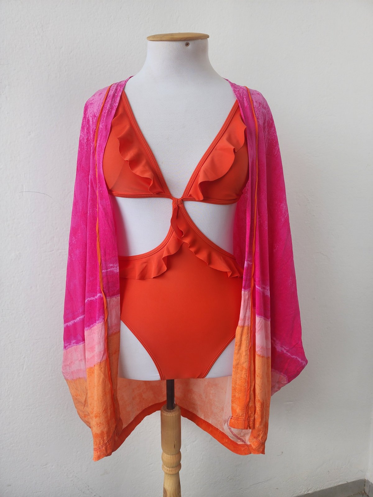 Lot maillot + kimono s de plage