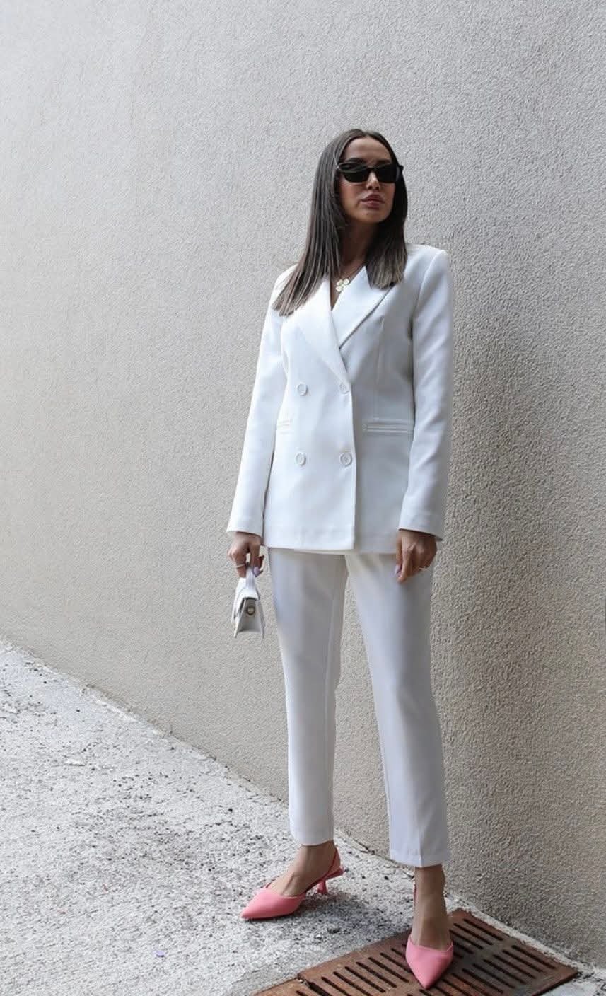 Ensemble blanc