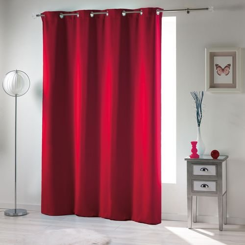 Rideau rouge 