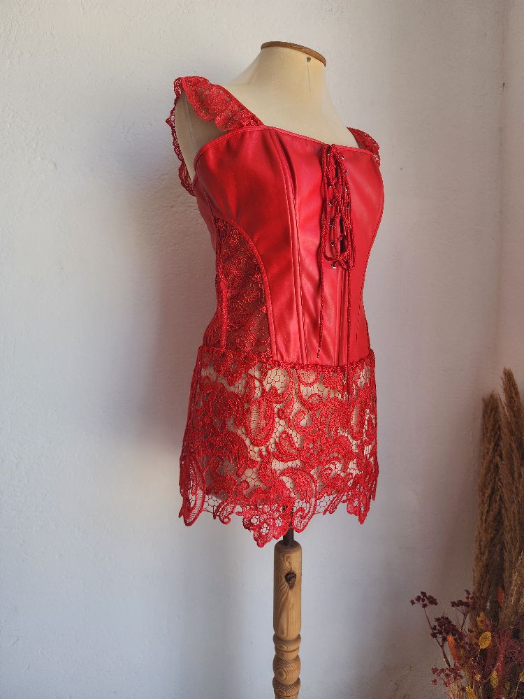 Lingerie rouge