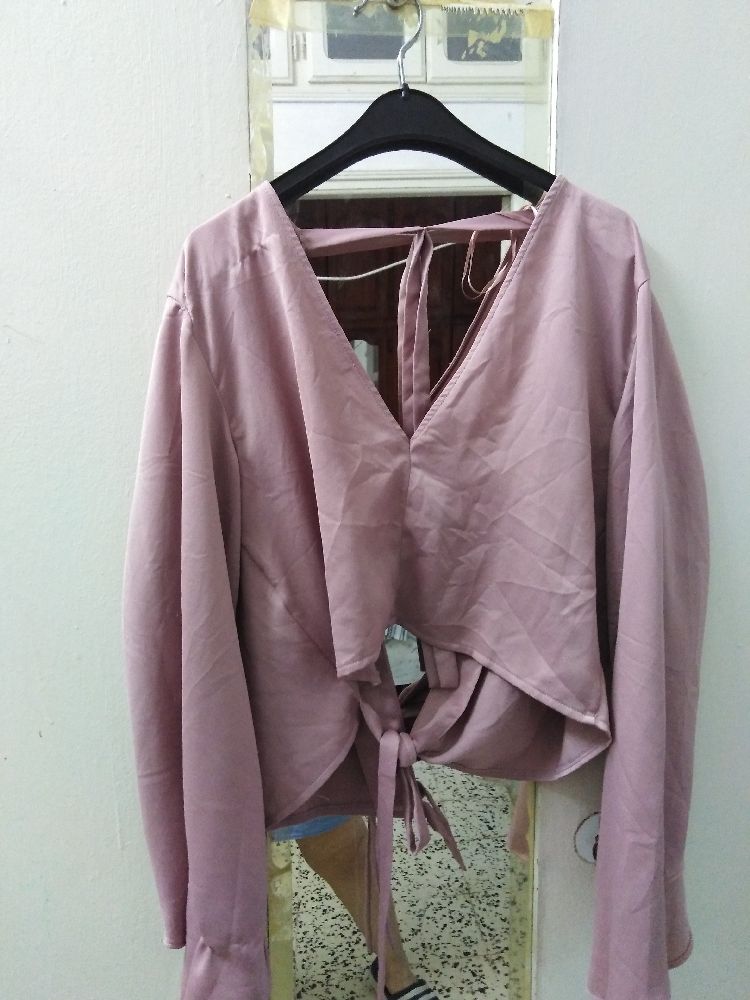   Top cache-cœur rose pâle manches longues, dos nu