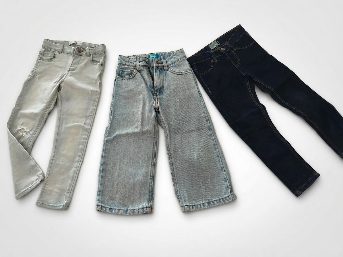 Un lot de 3 jeans pour fillette