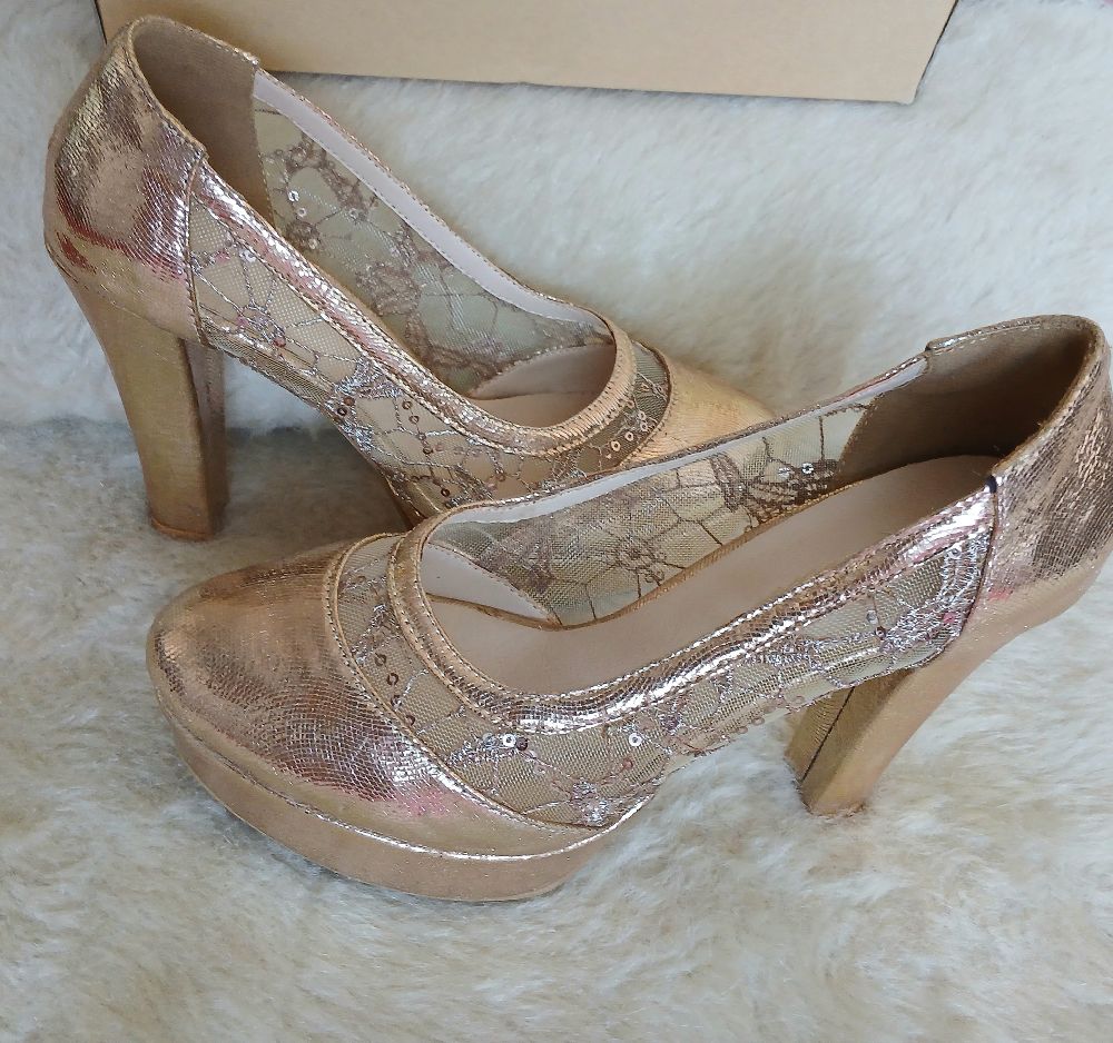 Chaussures soirées rosées 