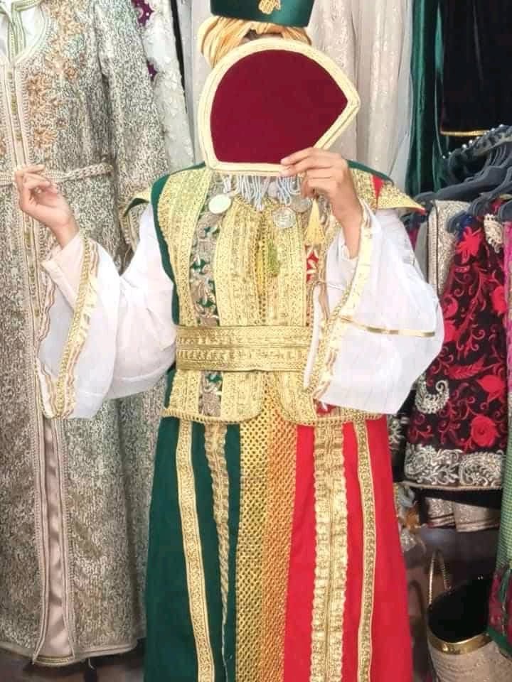Caftan de chez fatma ezzahra haute couture 