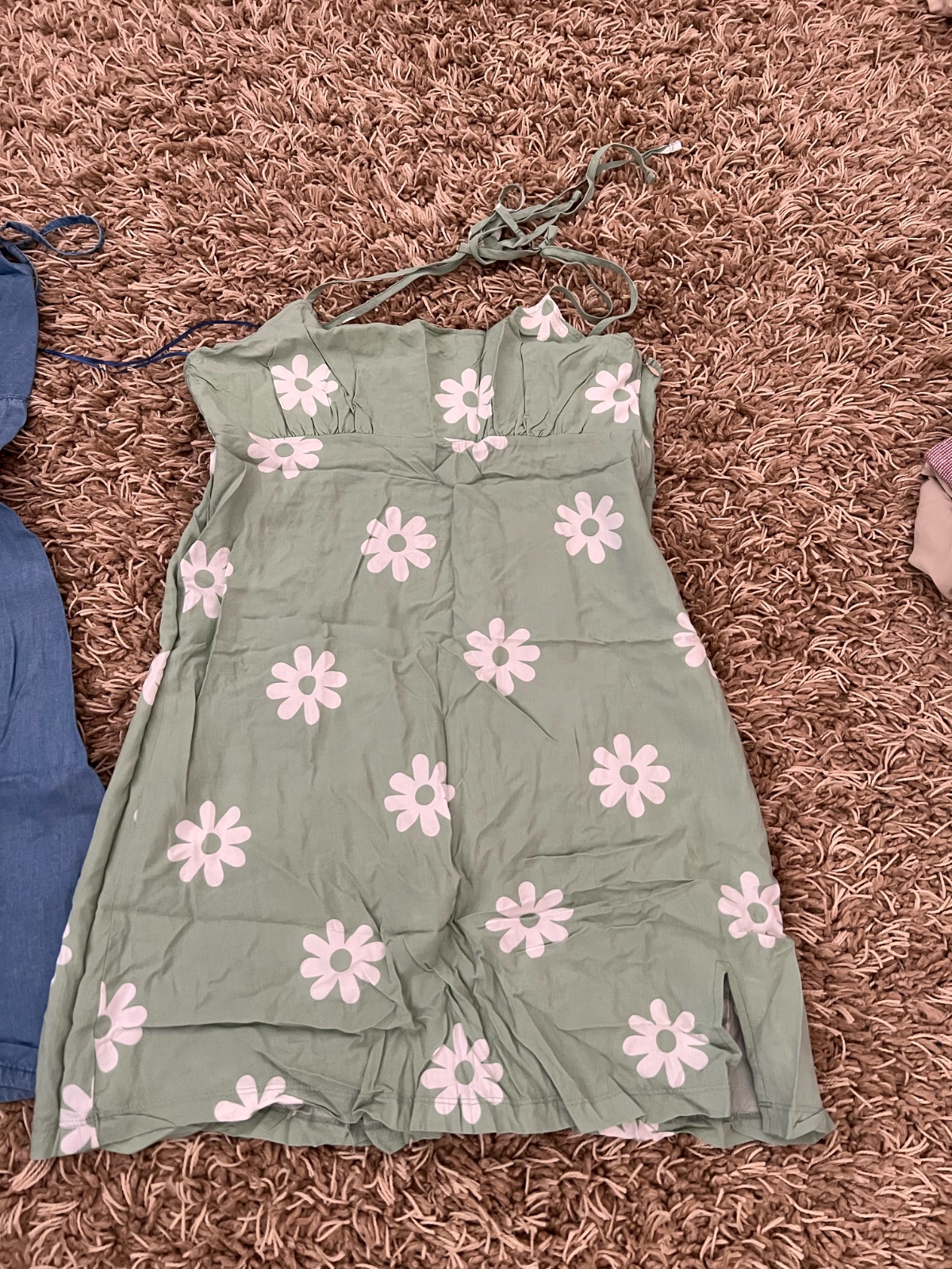 Deux robes courte 