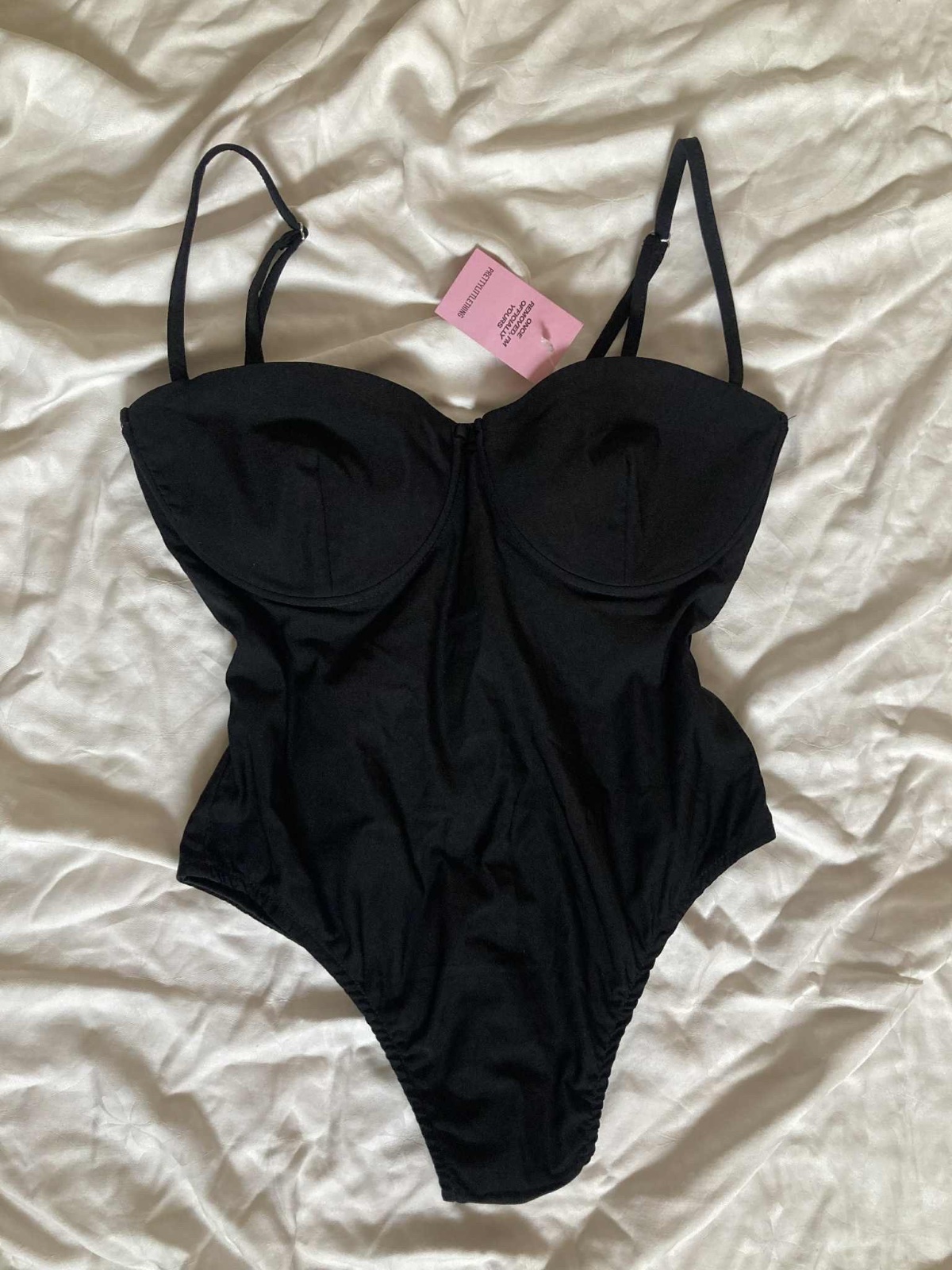 Bodysuit PRETTYLITTLETHING