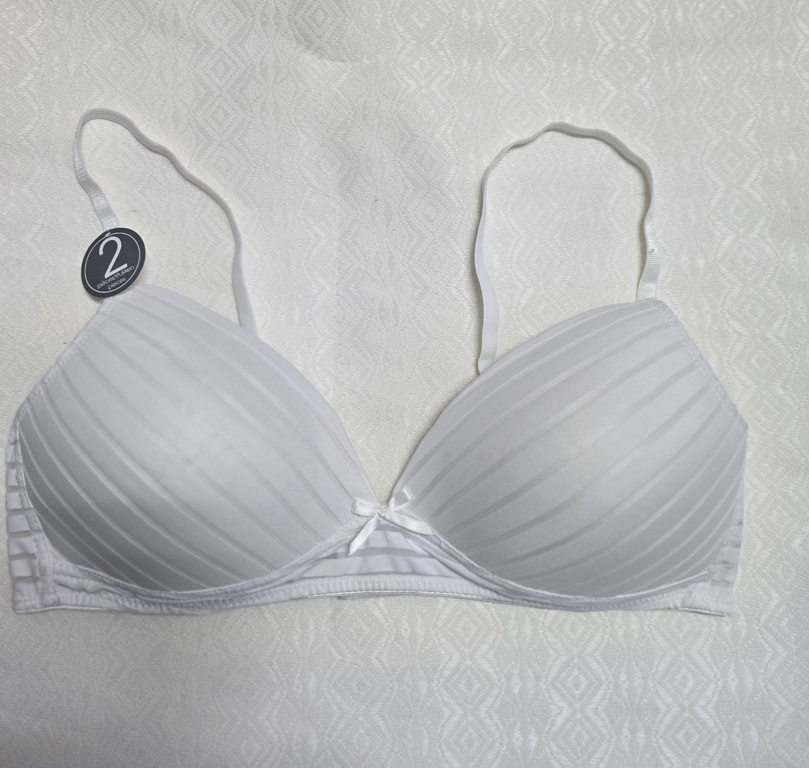 ✨️outien-gorge blanc – Neuf, Taille 105C 🤍 Confort et style assuré 
