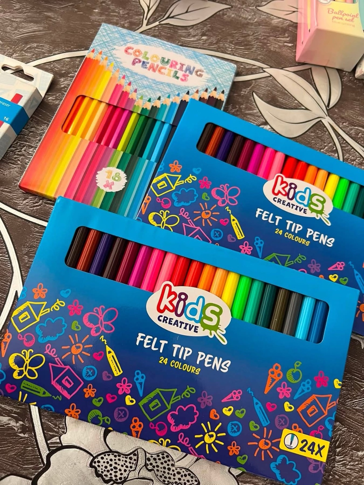 Felt pens